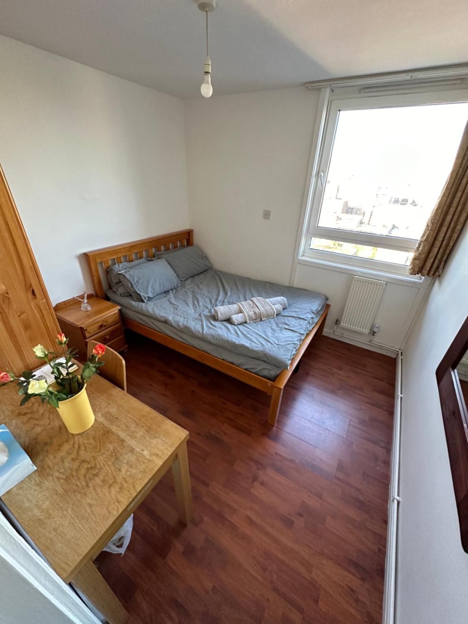 Bed and Breakfast Elkington Point Londra Esterno foto